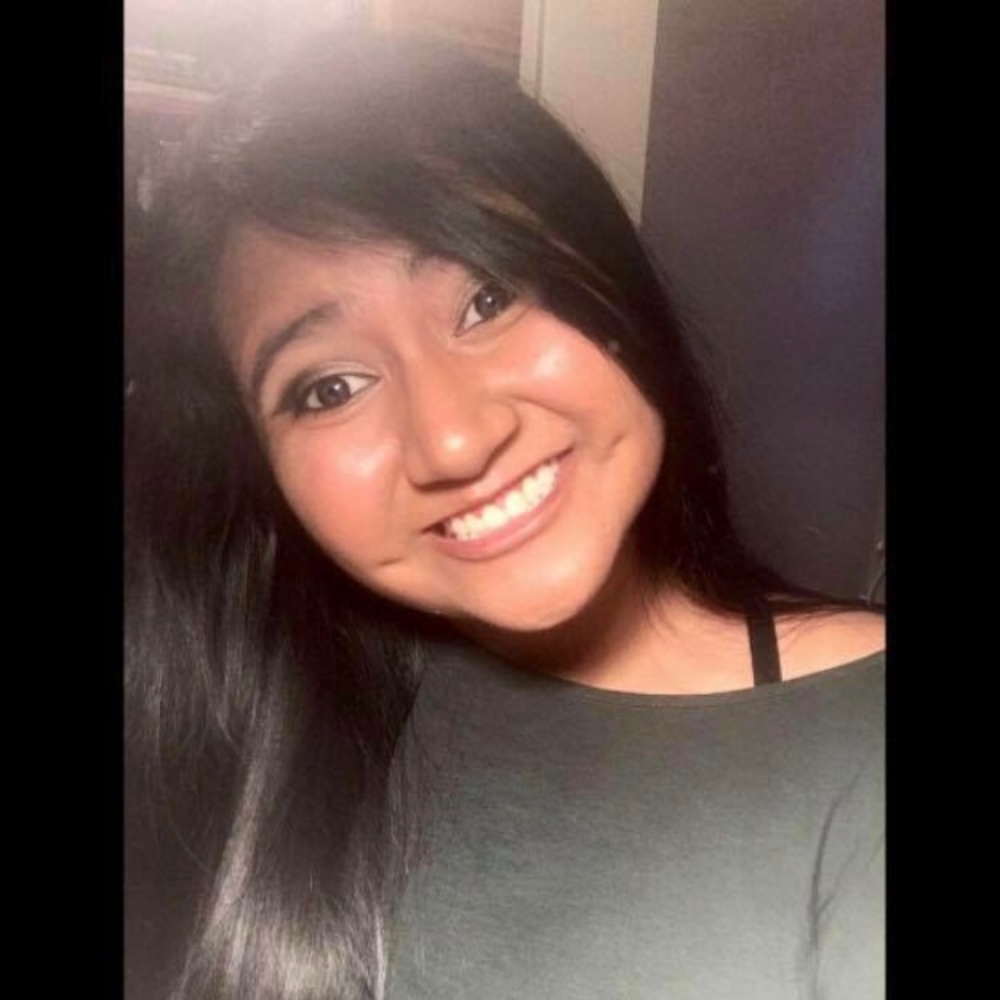 Meet your Posher, Yasmin